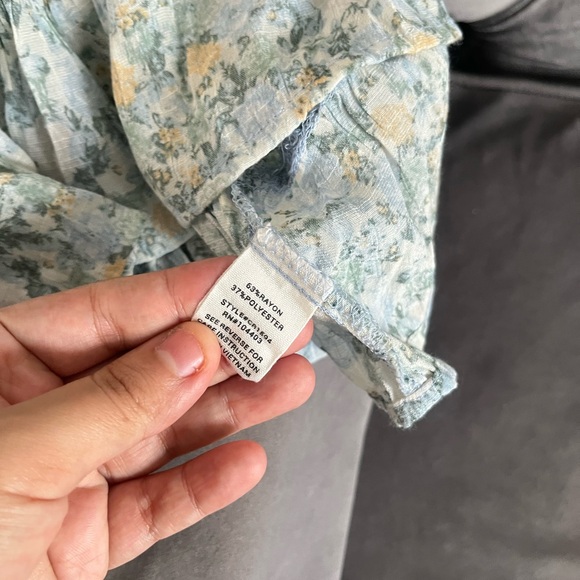 Mine Chic Floral Cottagecore pastel Smocked top M - Picture 5 of 7